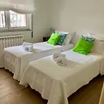 Vale Coelhos Holiday home *