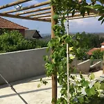 Holiday home Vale Coelhos Sarnadela